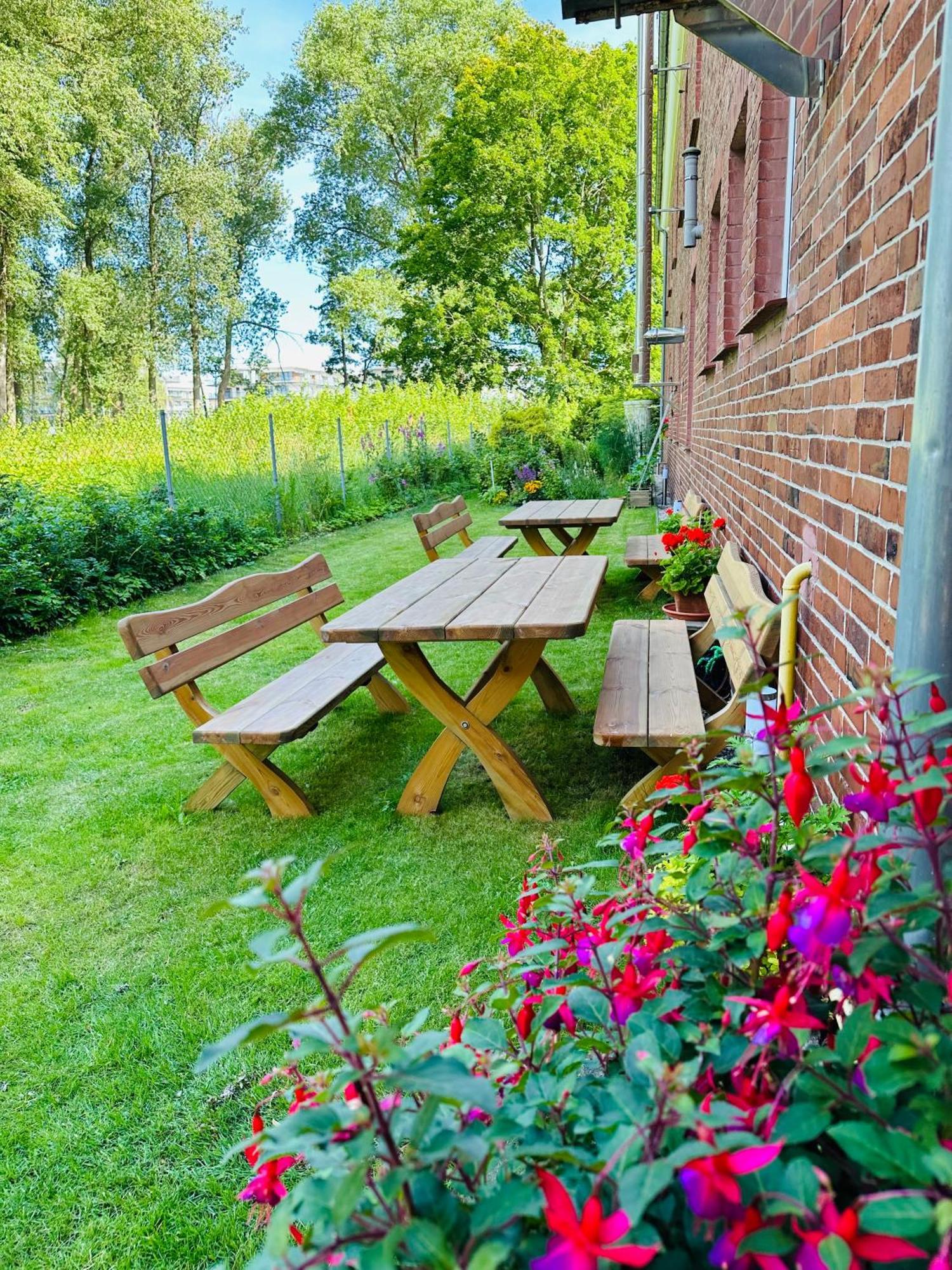 Hotel Amarit à Dziwnów Extérieur photo